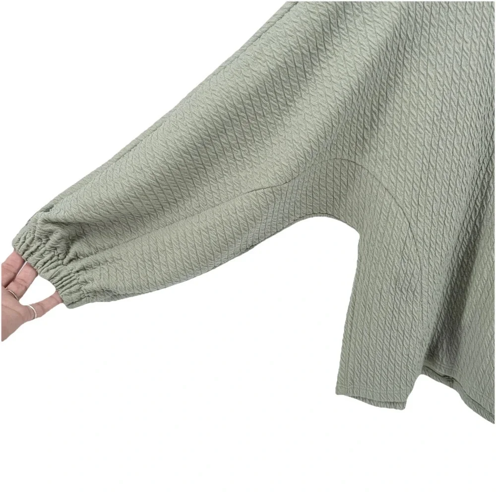 Anthropologie Women's Green Arya‎ Textured Puff Sleeve Top Blouse Size Small